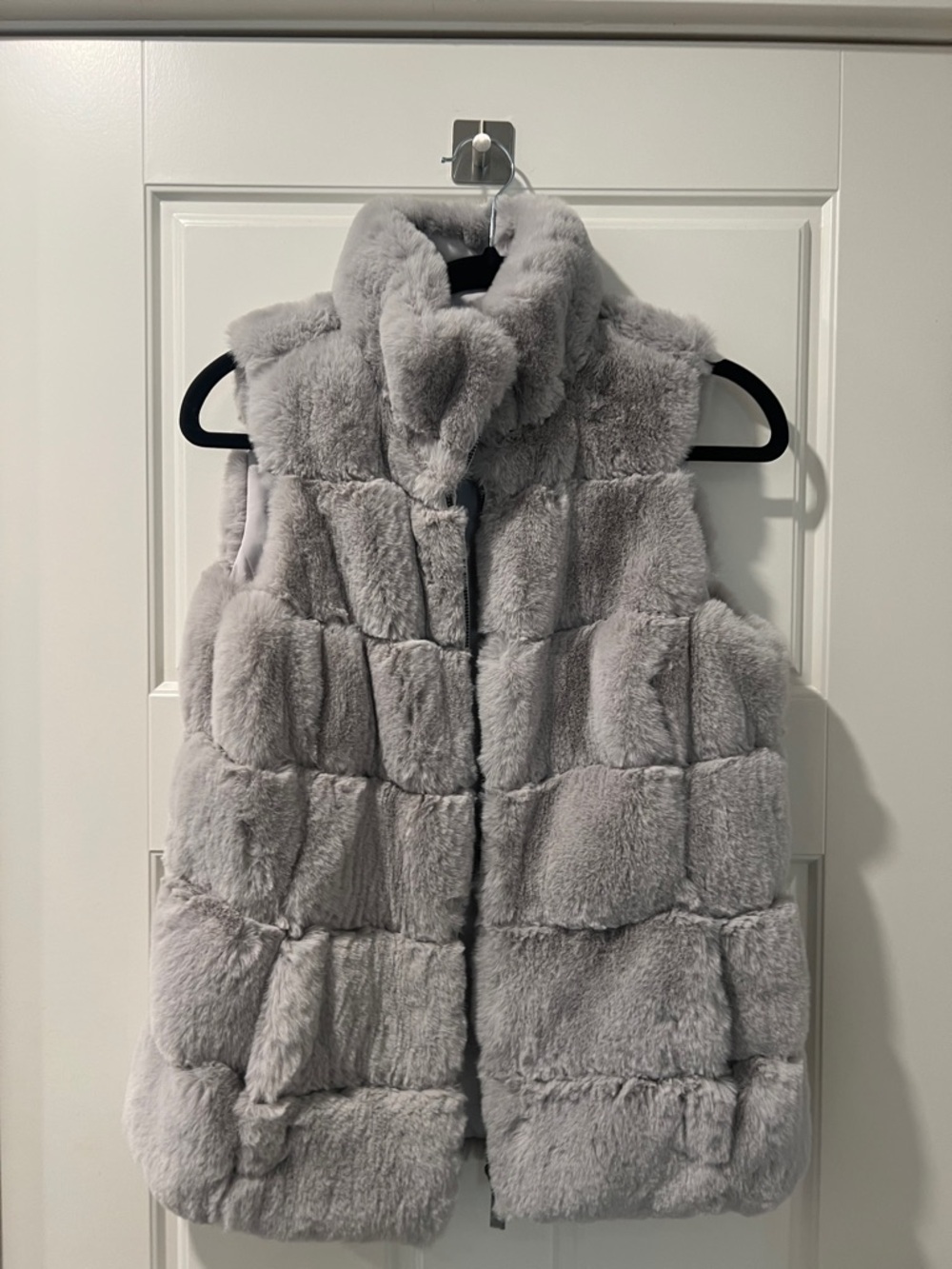 Faux Fur Puffer Vest - Light Gray